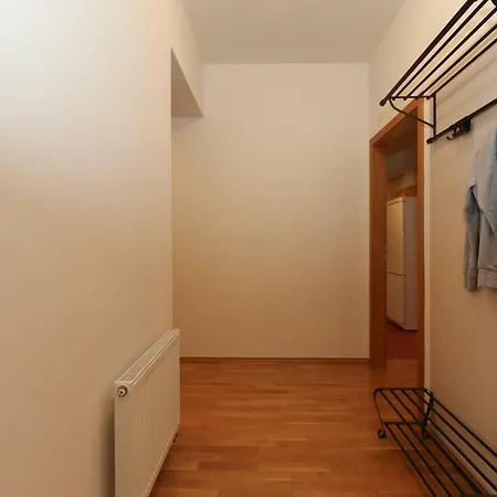 Vinohrady Sazavska Apartment