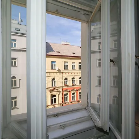 Vinohrady Sazavska *