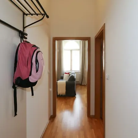 Apartment Vinohrady Sazavska *
