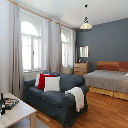 Apartment Vinohrady Sazavska