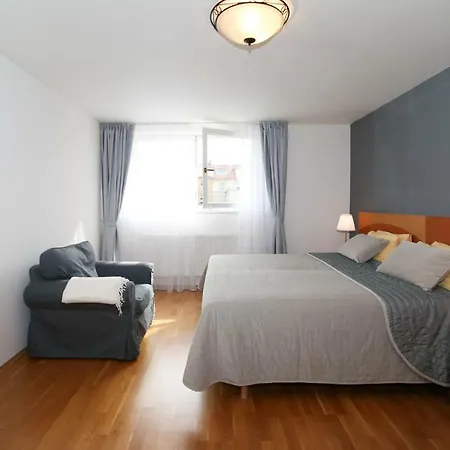 Apartment Vinohrady Sazavska *