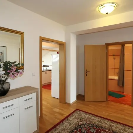 Appartement Vinohrady Sazavska Praag