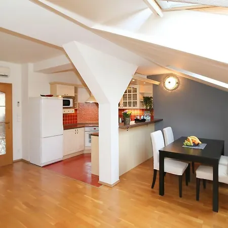 Vinohrady Sazavska Appartement